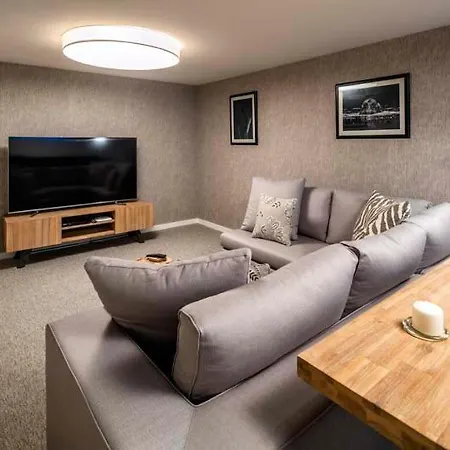 Ferrarias Sleeps 6 With Pool Air Con And Wifi Villa *