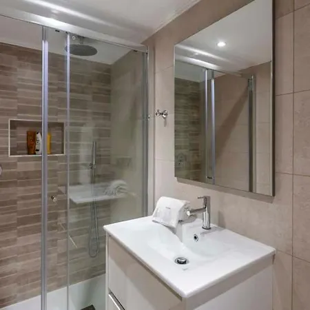 Ferrarias Sleeps 6 With Pool Air Con And Wifi Villa *
